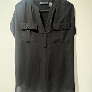 3/$15 INC International Concepts Black Pocketed Blouse Size Medium